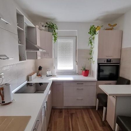 Apartman Ori ウマグ エクステリア 写真
