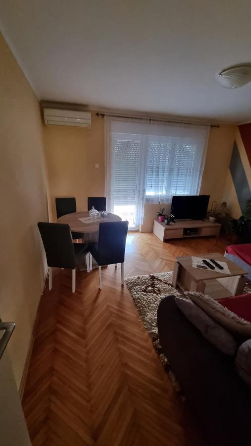 Apartman Ori ウマグ エクステリア 写真