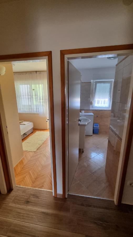 Apartman Ori ウマグ エクステリア 写真