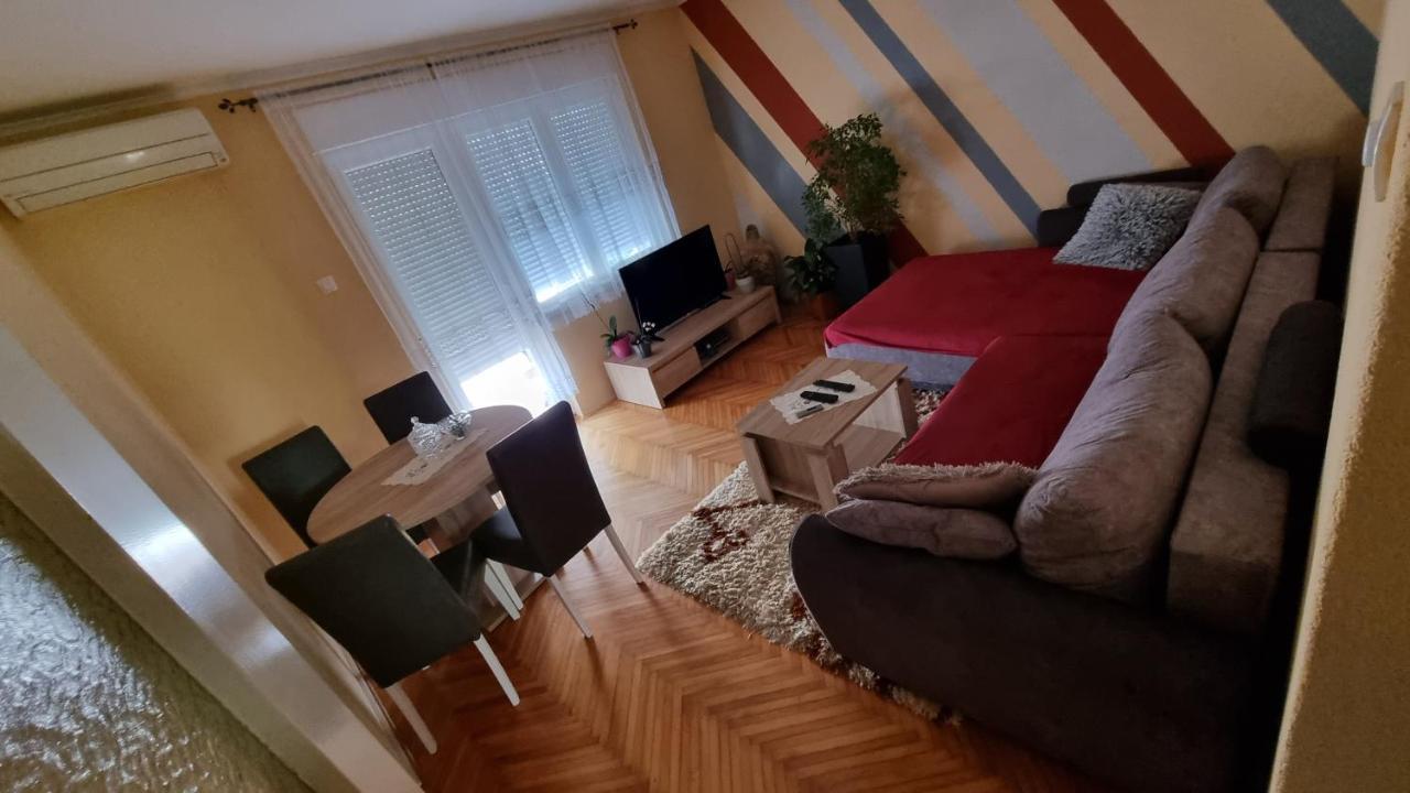 Apartman Ori ウマグ エクステリア 写真