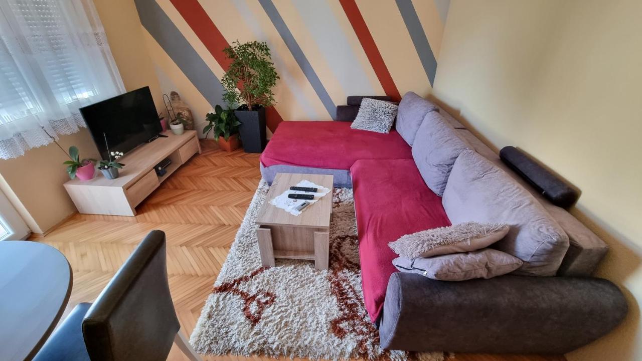 Apartman Ori ウマグ エクステリア 写真